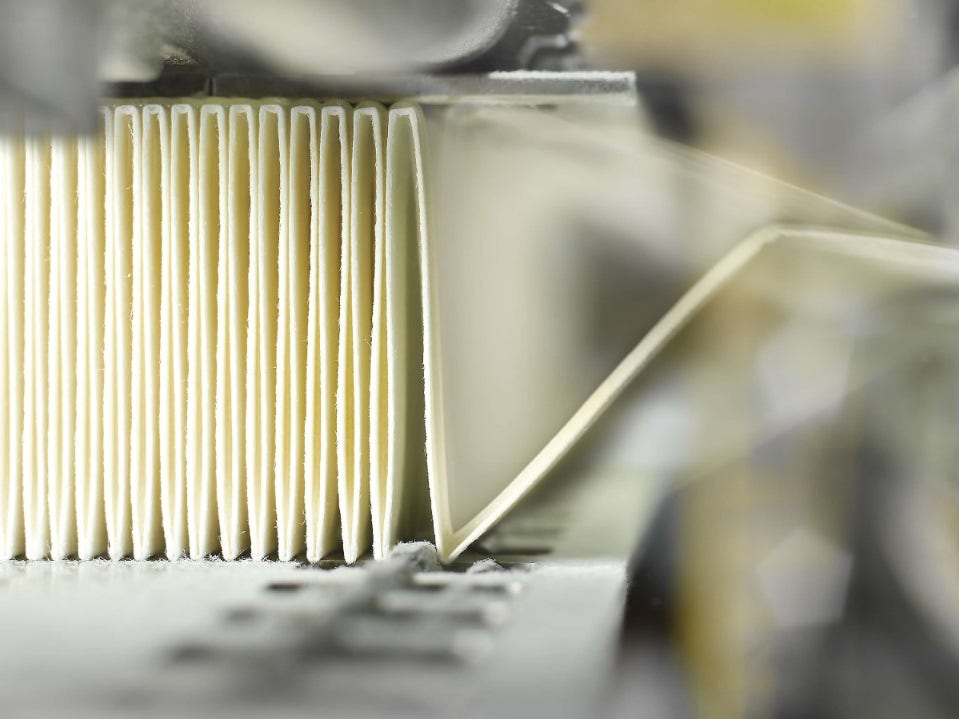 Cabin air filters for heavy duty vehicles