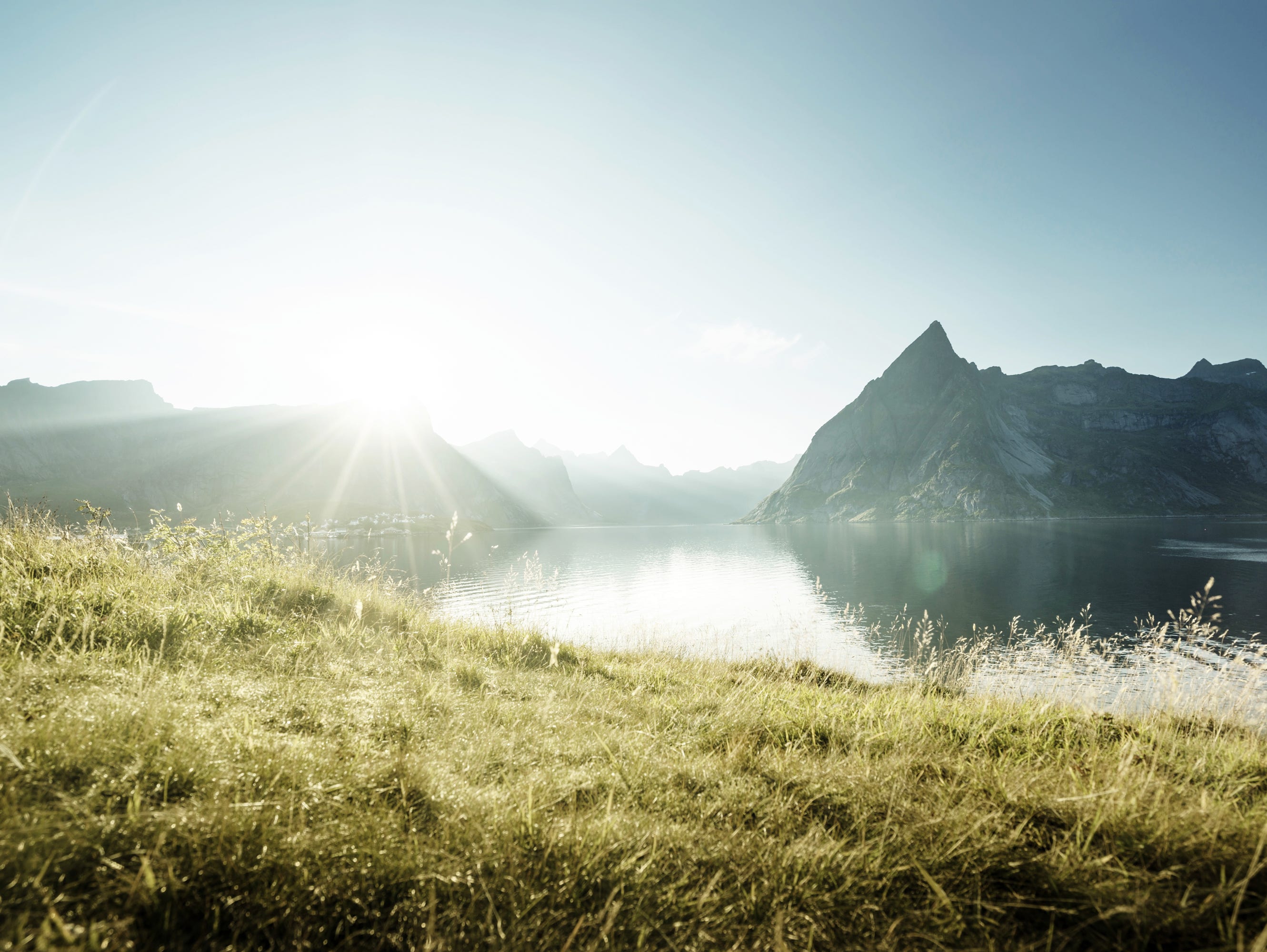 Mountains, water, in sunshine BIO-CEL MBR – HaSolelim Kläranlage