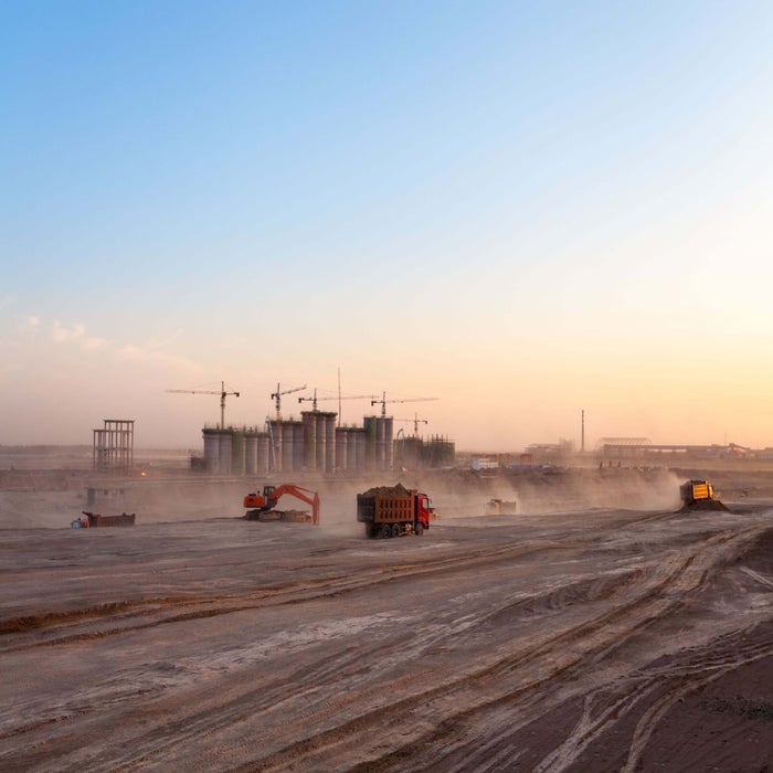 Senzit: smart fleet management and air filter monitoring for agriculture and construction