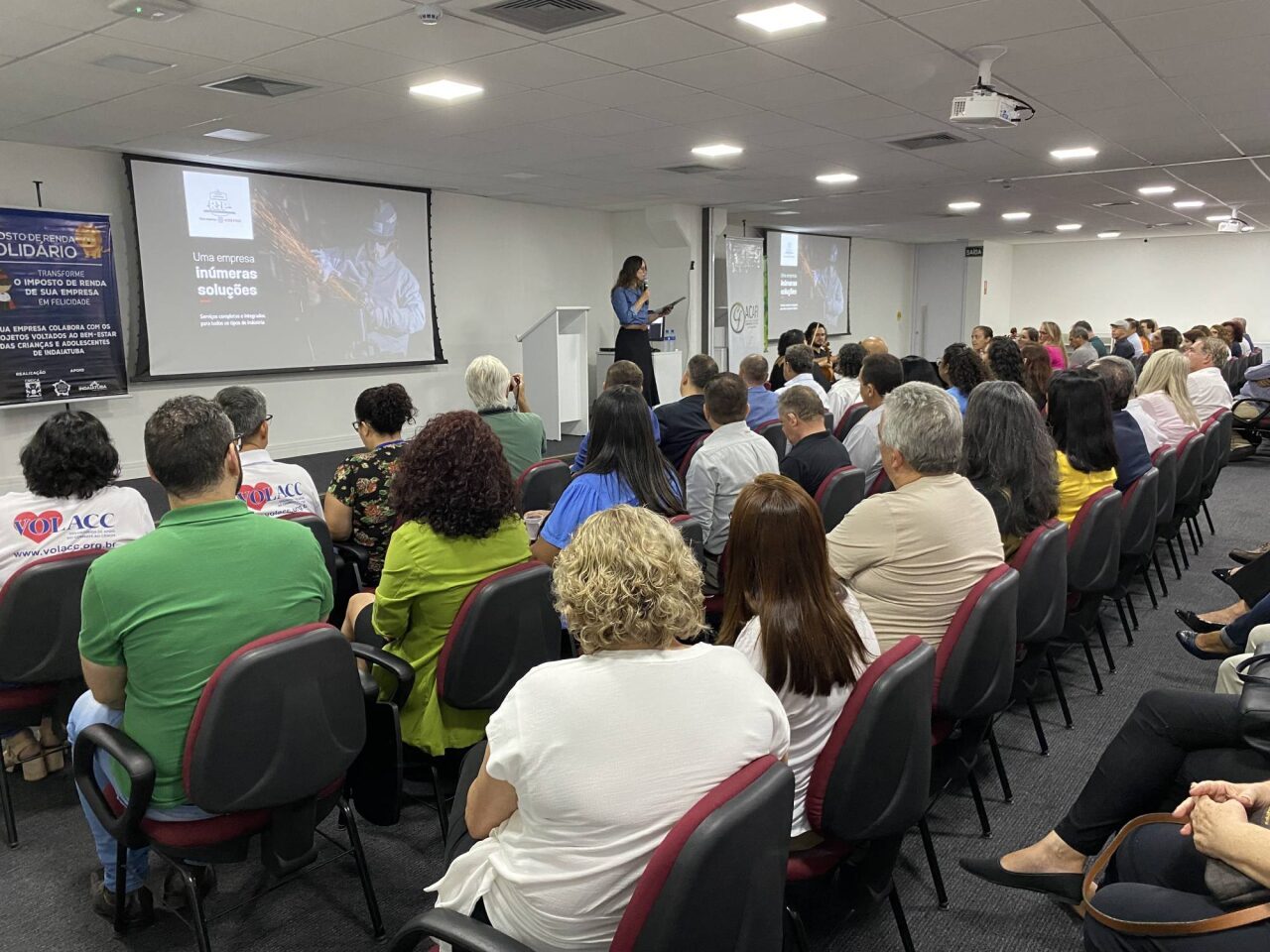 Após uma apresentação das atividades e ações desenvolvidas pelas empresas que organizaram o evento, o Presidente Associação dos Contabilistas e o Presidente do CMDCA apresentaram ferramentas para a utilização de leis de incentivo fiscal como meios estratégicos para amplificar o alcance das ações sociais, bem como qual é a destinação dos recursos junto às entidades da cidade.   Sob a ideia de que ações sociais podem ser verdadeiramente transformadoras, os participantes conheceram também experiências, estratégias e projetos bem-sucedidos que demonstram o poder de iniciativas voltadas para a comunidade de Indaiatuba. De parcerias inovadoras, a programas de educação e sustentabilidade, as oportunidades estão disponíveis para criar um impacto significativo.