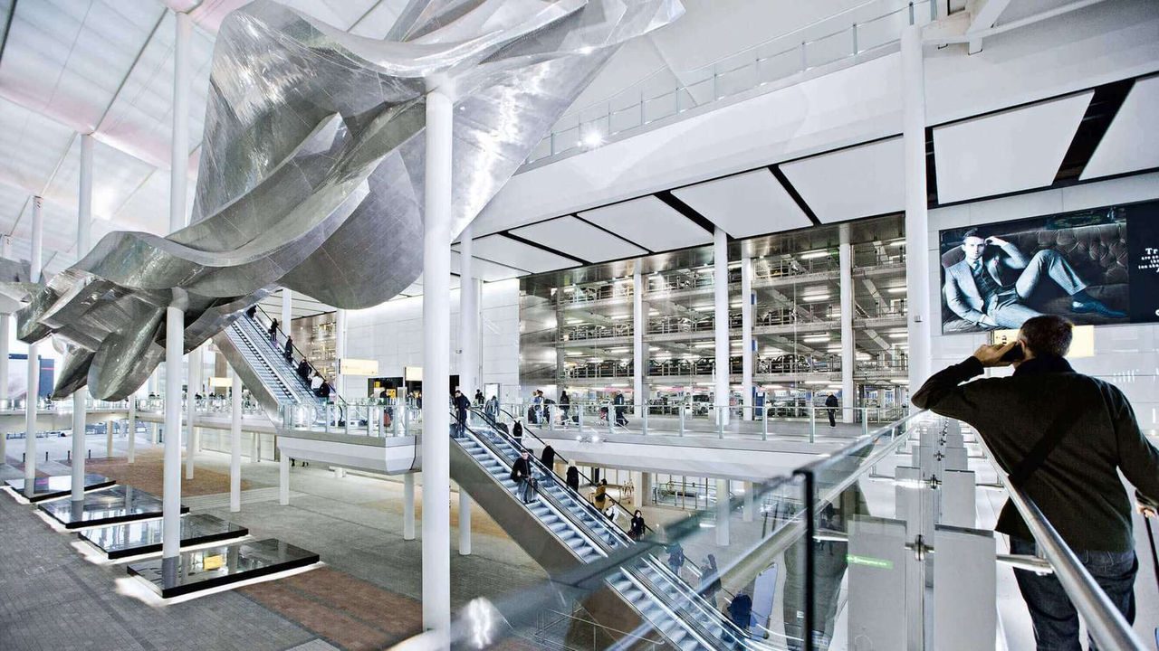 Air filtration for airport europe