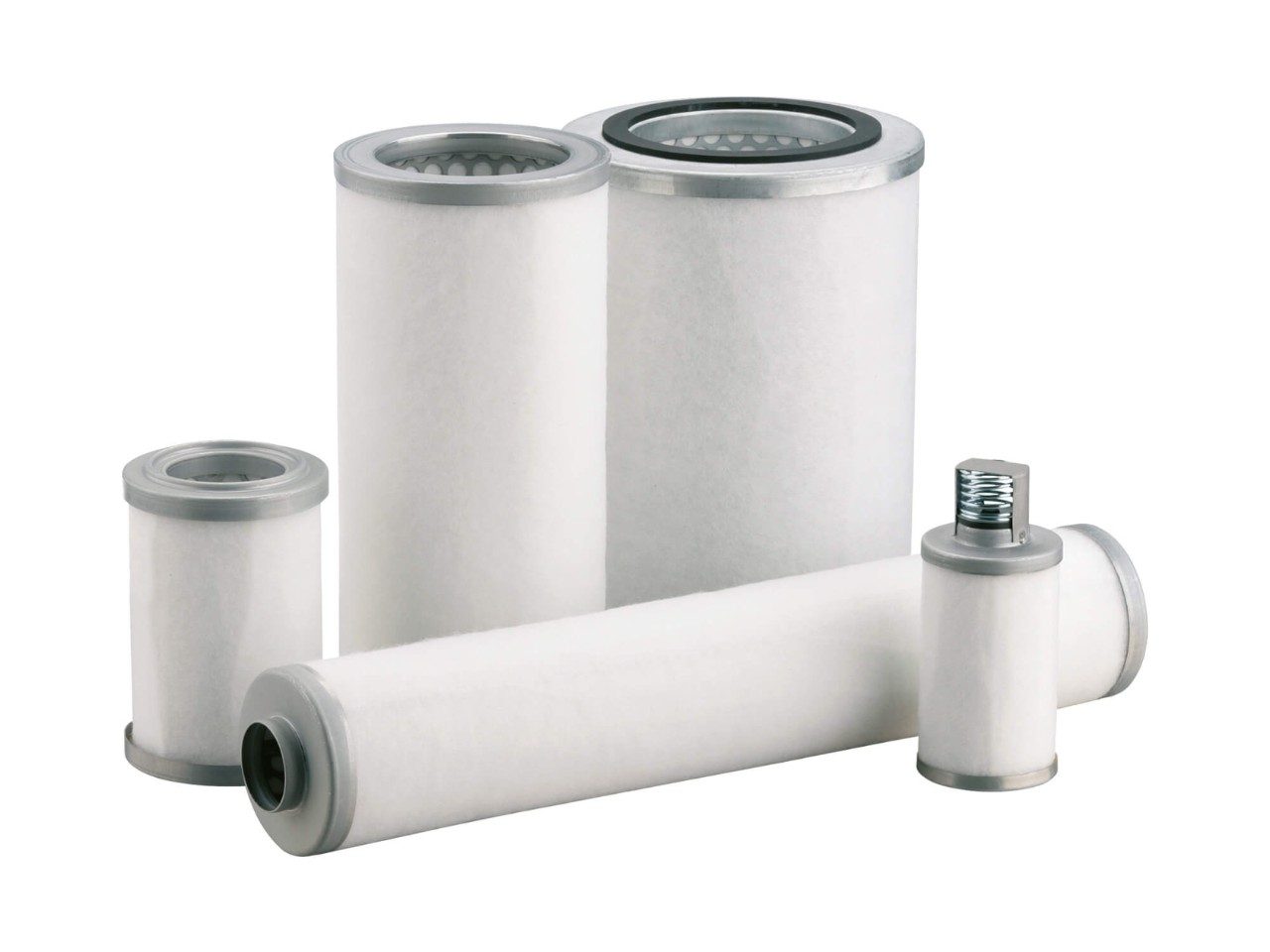 Separators for vacuum pumps
